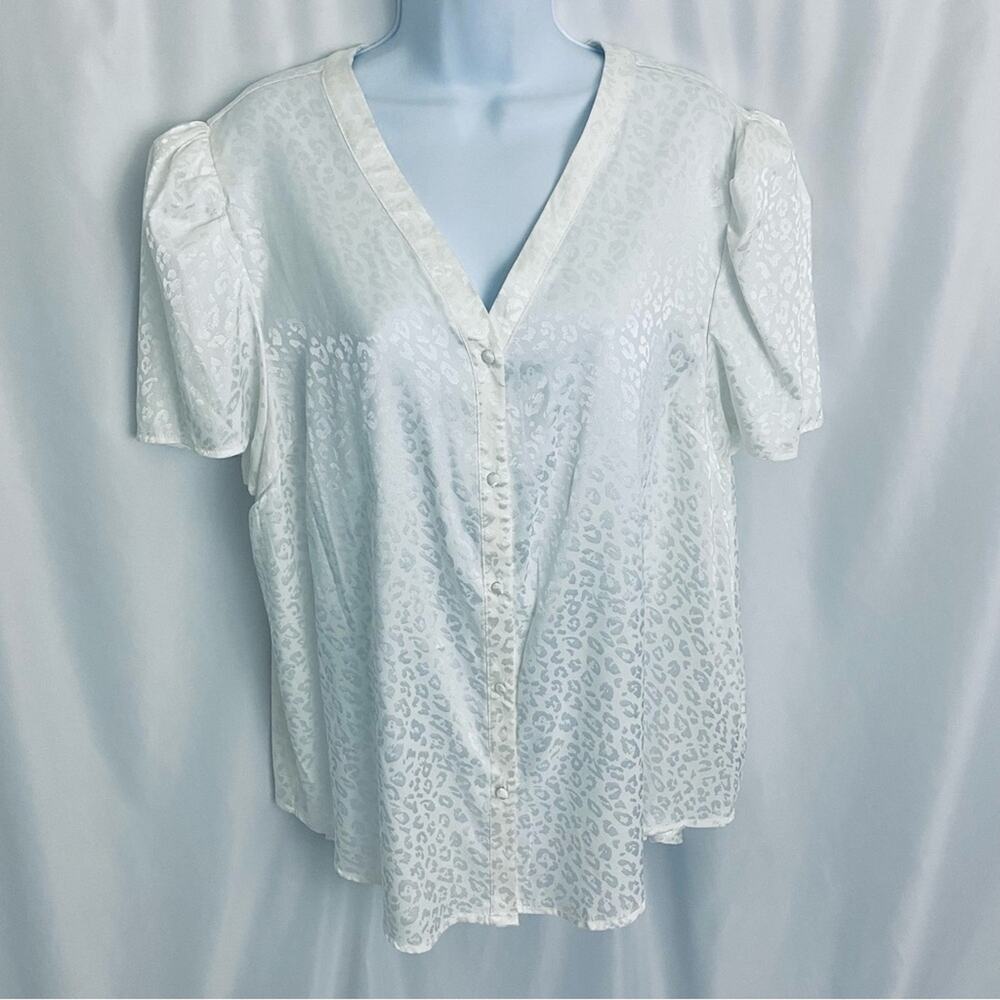 Ophelia Roe Button Down Top Size 1X